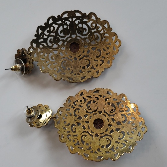 Large Filigree Brass Dangle Earrings NWOT - Picture 2 of 8